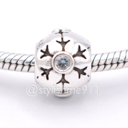 Authentic PANDORA Snowflake Charm - 790367CZA