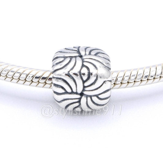 Authentic Pandora Current Charm - 790492